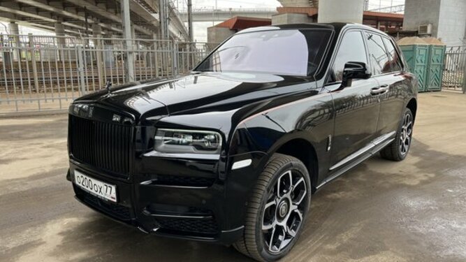 Cullinan Black Badge